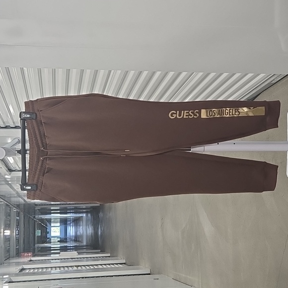 Guess Matching Set Brown - Picture 3 of 5